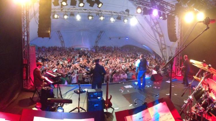 True Collins - stage - Nahetal-Arena 2015